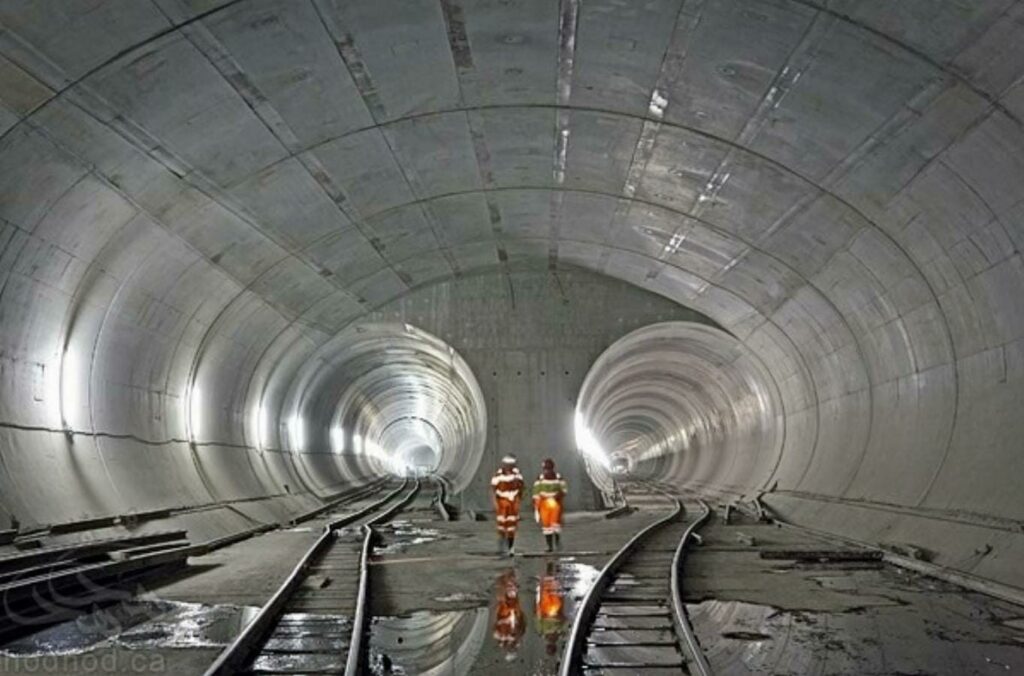 طولانی ترین تونل جهان افتتاح شد