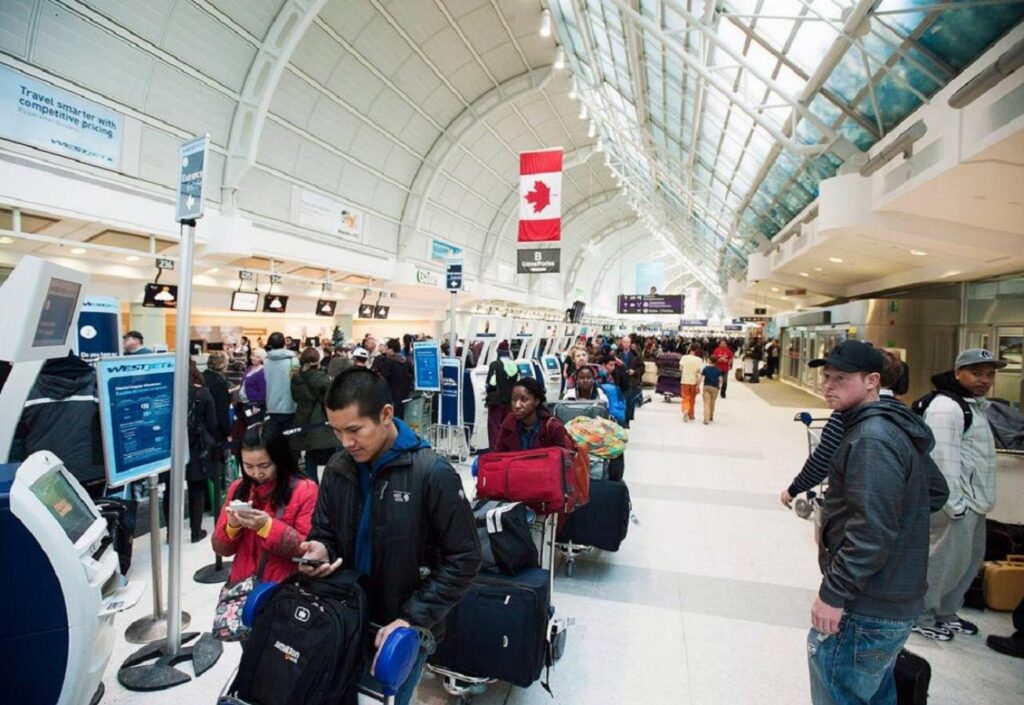 مقررات جدید سفرهای هوایی در کانادا متحول میشود | تا 2100 دلار بابت گم شدن چمدان دریافت