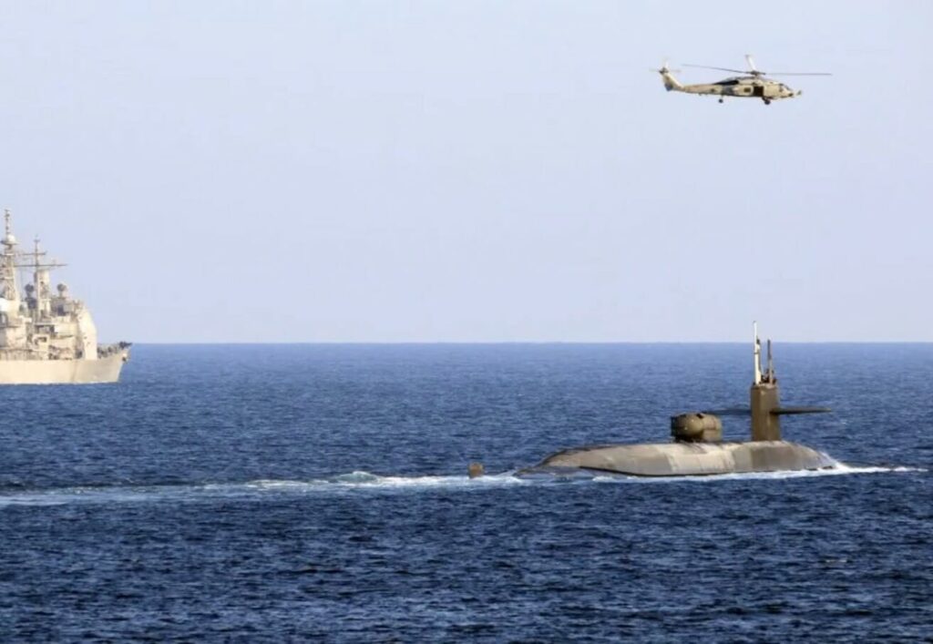 زیردریایی آمریکایی در خلیج فارس