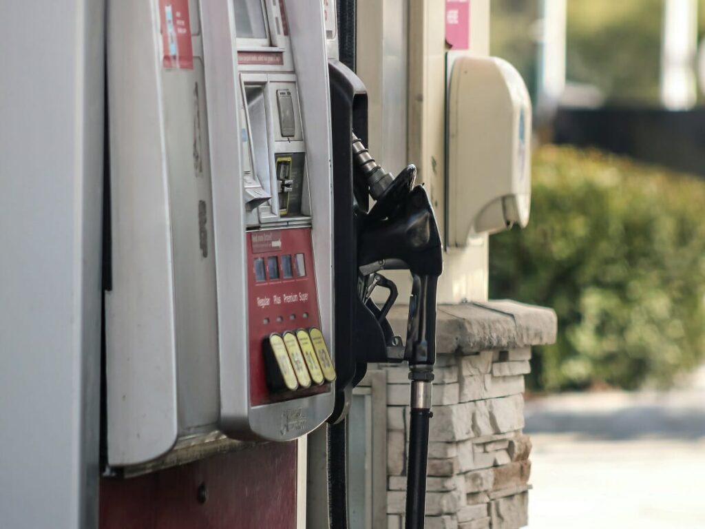 بایدها و نبایدهای مقابله با تاثیرات مالی افزایش قیمت بنزین در زندگی