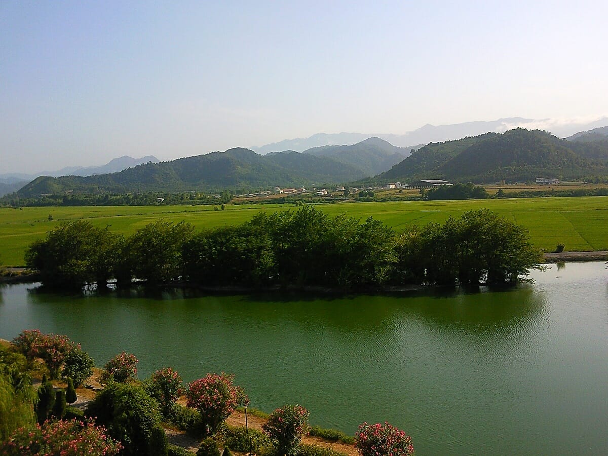 در اردیبهشت ماه به کجاها بریم