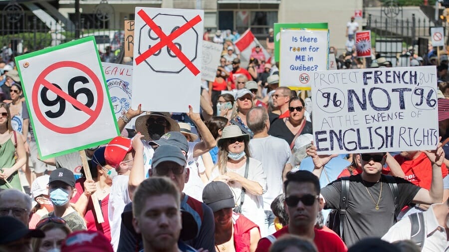 هزاران مونترالی بر ضد لایحه ۹۶ راهپیمایی کردند