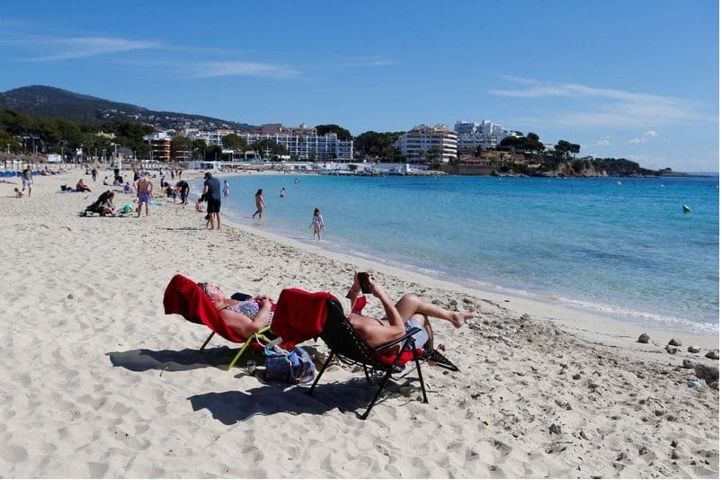 اسپانیا برای دمای سوزان تابستان در بهار آماده می‌شود