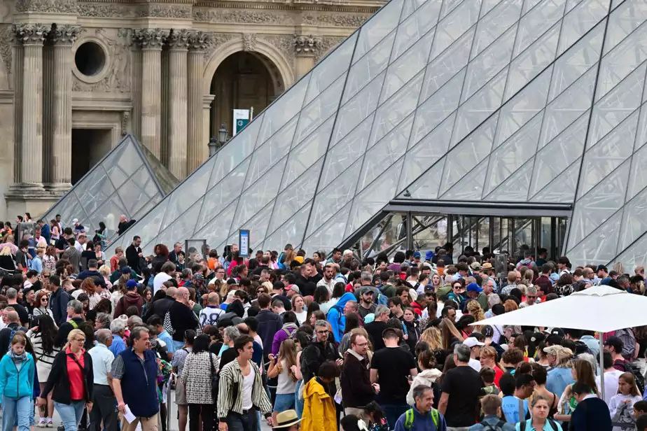موزه لوور در پاریس عکس‌های خبری بین‌المللی