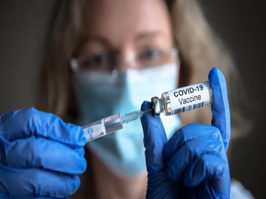 آیا واکسن‌های جدید کووید۱۹ برای مقابله با سویه جدید موثر خواهند بود؟