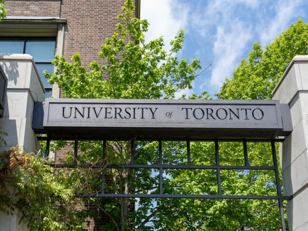 دانشگاه تورنتو بار دیگر در بین برترین‌های جهان
