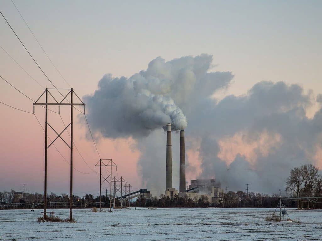 کانادا و دیگر تولیدکنندگان سوخت‌های فسیلی تولید خود را افزایش می‌دهند