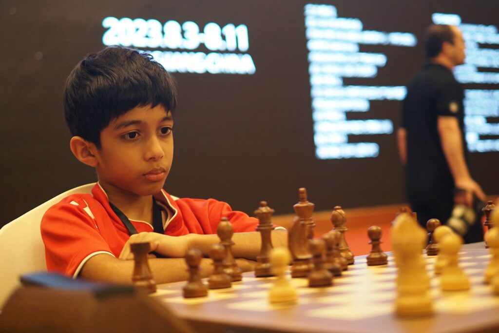 اعجوبه ۸ ساله با شکست یک استاد بزرگ شطرنج، تاریخ ساز شد