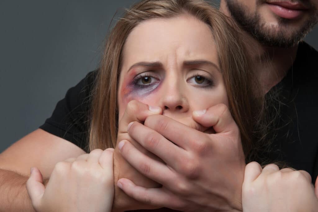 آمار نگران کننده قاچاق جنسی در کانادا از زبان یک بازمانده
