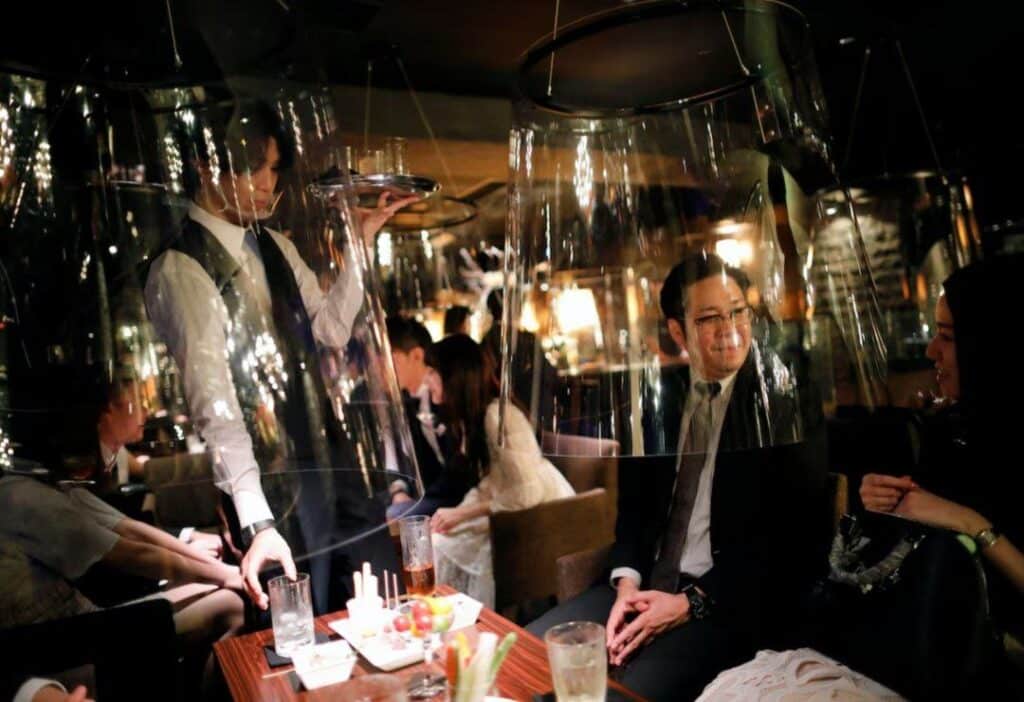 کلوپ شبانه در توکیو، ژاپن