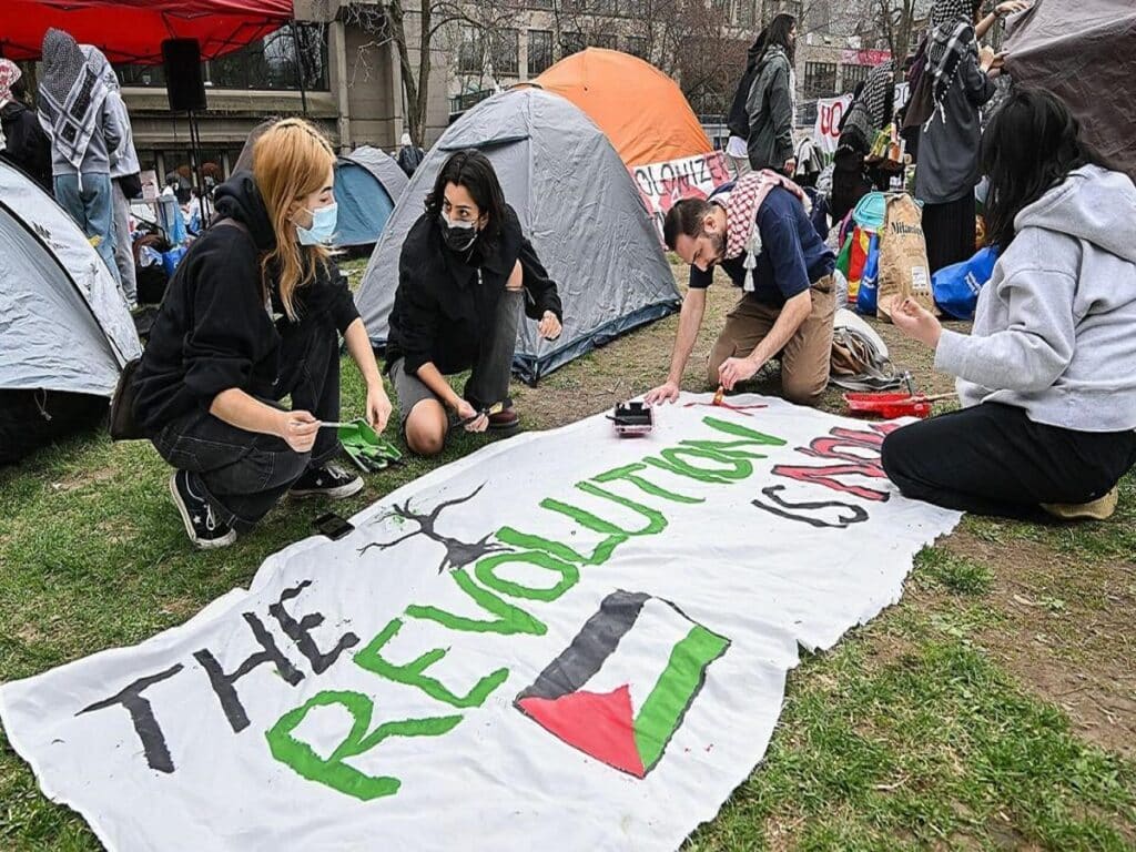 تجمع "ادامه‏‌دار" دانشجویان دانشگاه مک‏‎ گیل در حمایت از فلسطین