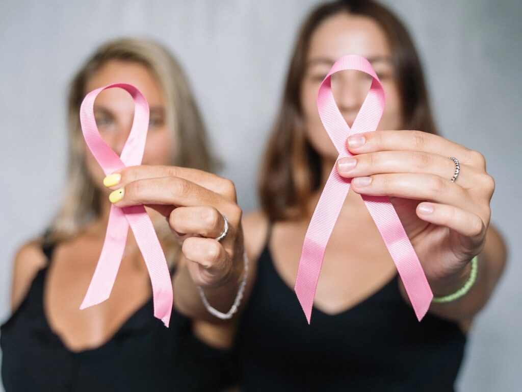 نرخ ابتلا به سرطان سینه در میان زنان جوان کانادایی در حال افزایش است