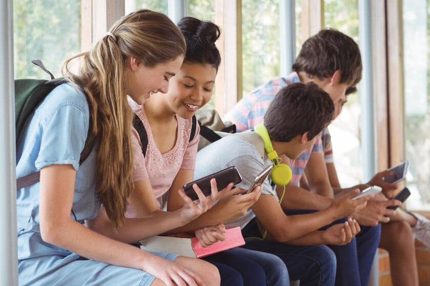 استفاده از تلفن همراه در کلاس‌های درس مدارس انتاریو را ممنوع می‌کند