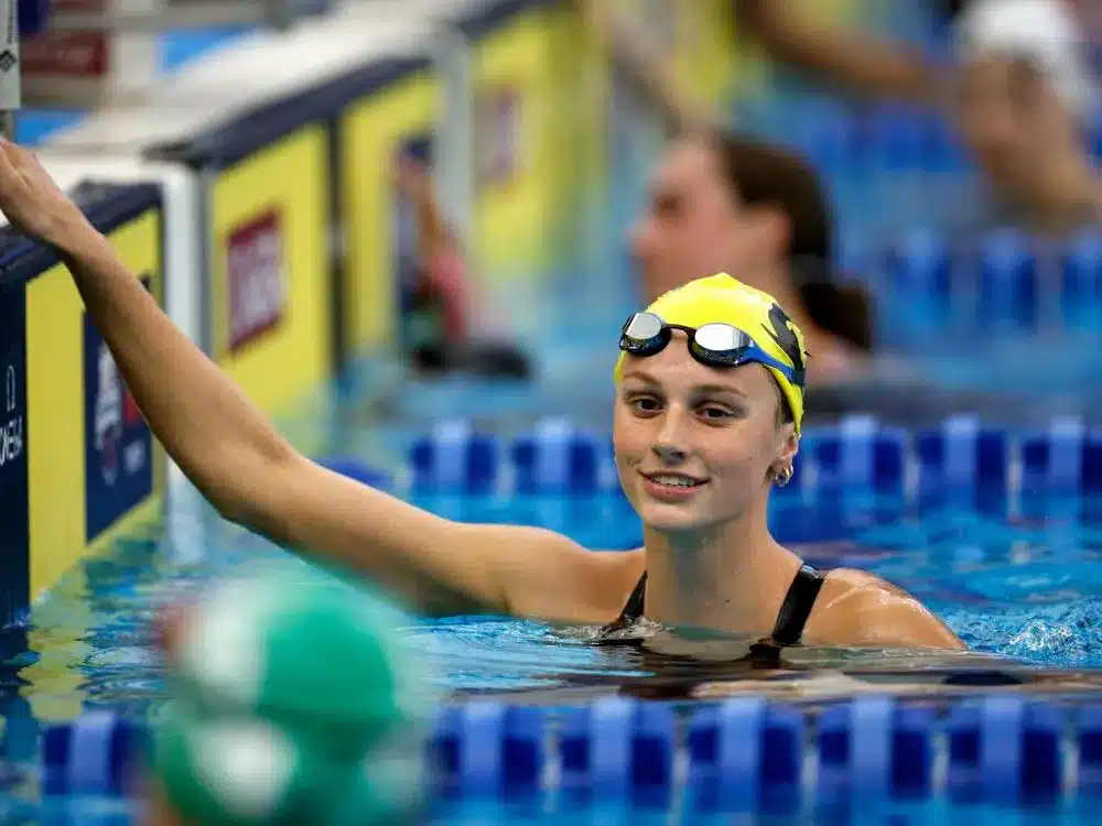 رکورد شنای 400 متر زنان توسط شناگر کانادایی شکسته شد