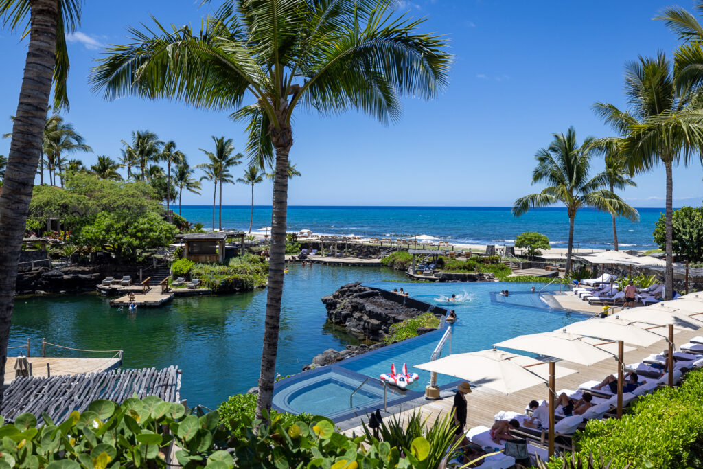 Four Seasons Resort Hualalai بهترین هتل آمریکا