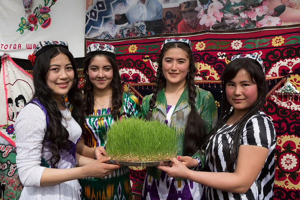 لحظه تحویل سال ۱۴۰۴ در ایران