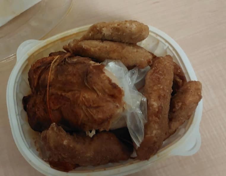 کشف مواد مخدر در مرغ سوخاری