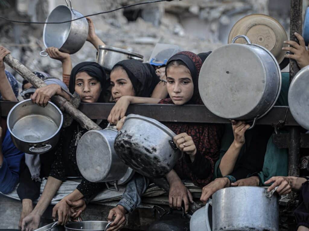 کانادا در کنار متحدان خود خواستار توقف ارسال کمک‌های «خطرناک» به غزه شد