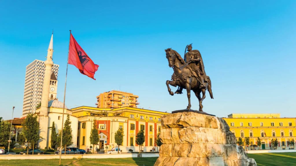 آلبانی یکی از ارزان‌ترین کشورها برای بازنشستگی