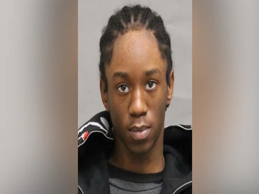 قتل رپر YTN Paco در تورنتو؛ مظنون همچنان متواری است قتل رپر YTN Paco در تورنتو؛ مظنون همچنان متواری است