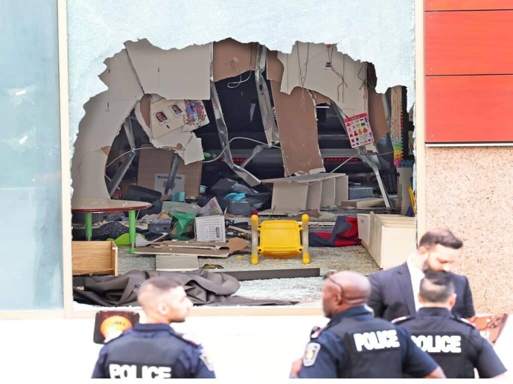 واکنش دولت به حادثه مهدکودک ریچموند هیل؛ یک کودک کشته و ۹ مجروح