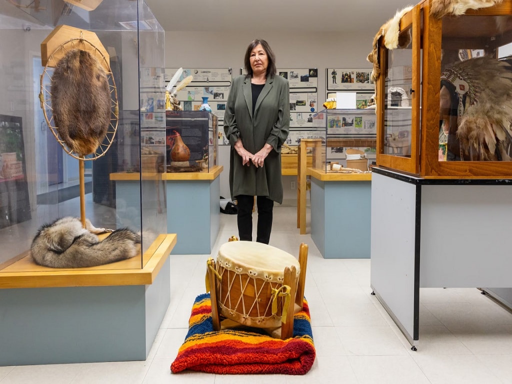 واتیکان در آستانه بازگرداندن میراث بومیان کانادا پس از ۱۰۰ سال واتیکان در آستانه بازگرداندن میراث بومیان کانادا پس از ۱۰۰ سال