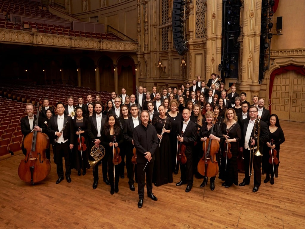 بازگشت موسیقیدانان ارکستر سمفونی ونکوور به صحنه بازگشت موسیقیدانان ارکستر سمفونی ونکوور به صحنه