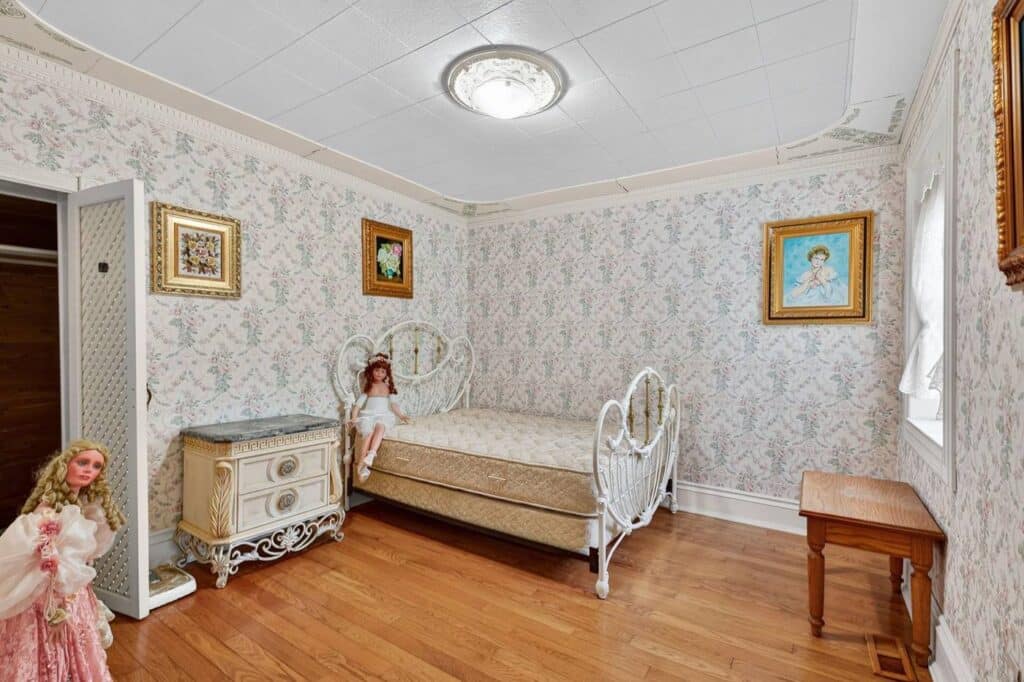 نظرات کاربران در رابطه با خانه جن زده ریچموندهیل