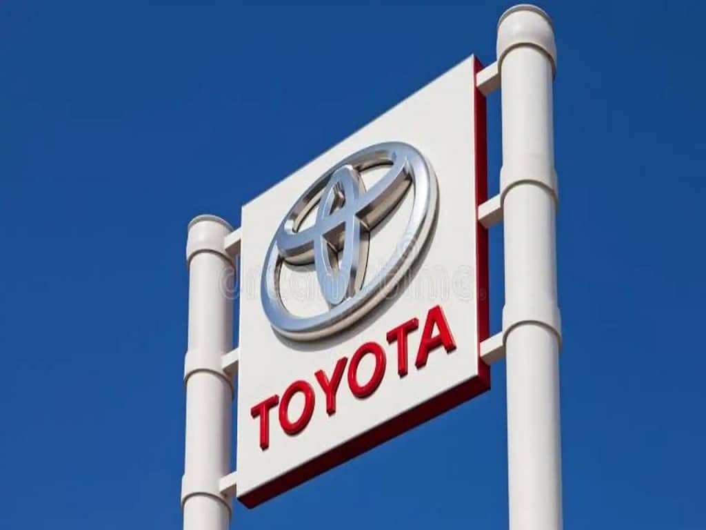 بیش از ۳۲ هزار خودرو به دلیل مشکل دوربین دید عقب فراخوانده شدند بیش از ۳۲ هزار خودرو به دلیل مشکل دوربین دید عقب فراخوانده شدند