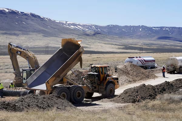 سرمایه‌گذاری یا خیز آمریکا برای تصاحب معادن کانادا؟