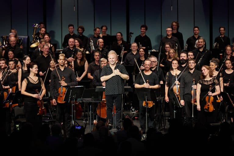 همکاری پزشکان و ارکستر سمفونی مونترال