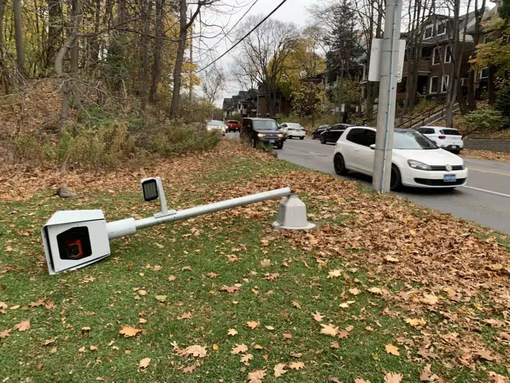 تخریب دوربین‌ها در تورنتو جرقه‌ای برای تصمیم فورد شد