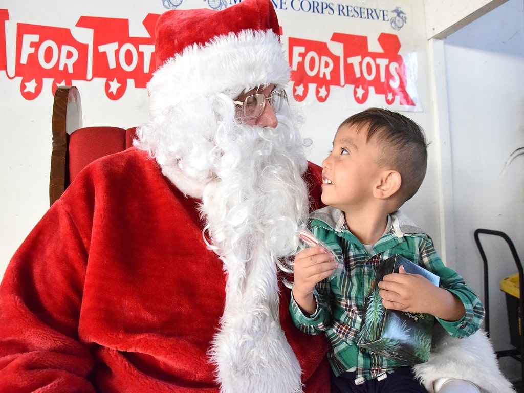 کریسمس امسال، بابا نوئل دست پر به مونترال آمد