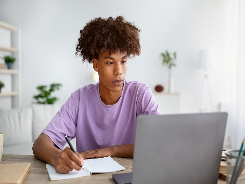 دورههای آموزشی رایگان دانشگاههای کانادا: یادگیری آنلاین بدون نیاز به ثبتنام رسمی دورههای آموزشی رایگان دانشگاههای کانادا: یادگیری آنلاین بدون نیاز به ثبتنام رسمی