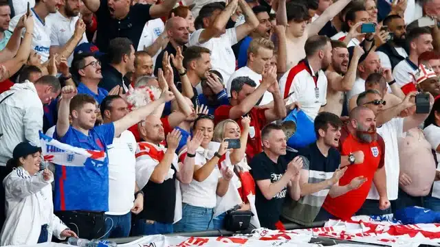 شکاف عمیق میان هواداران وفادار و شانس دسترسی به بلیط