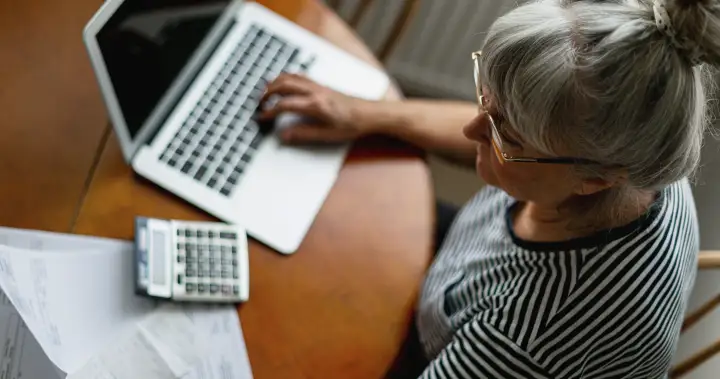 مزایای امنیت سالمندی در کانادا چیست؟