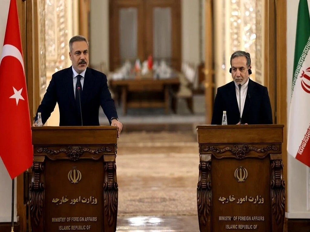 هشدار فيدان به آمريكا؛ به دنبال سياست گام به گام با ايران باشيد هشدار فيدان به آمريكا؛ به دنبال سياست گام به گام با ايران باشيد