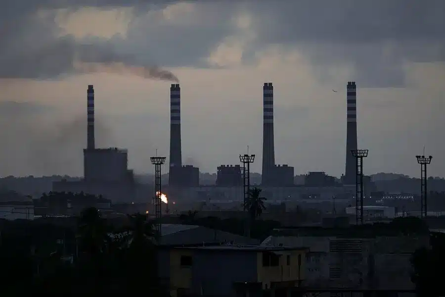 سقوط سهام شرکتهای کانادایی پس از تغییر رژیم در ونزوئلا