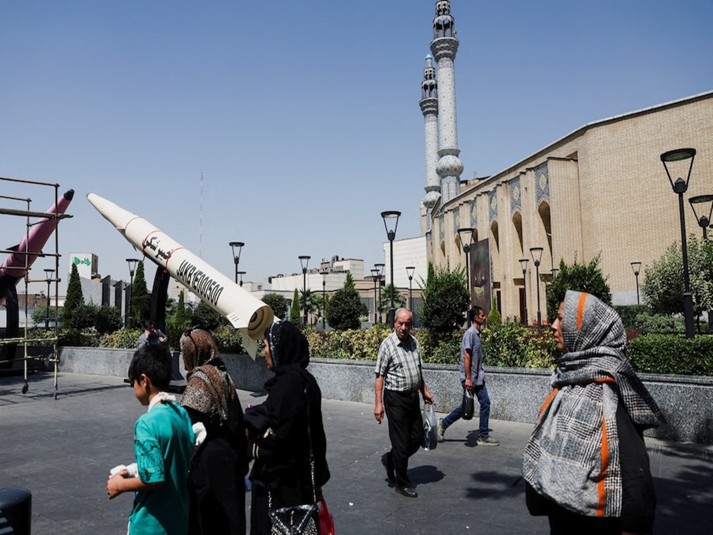 توافق ایران و آمریکا در آستانهی نهایی شدن توافق ایران و آمریکا در آستانهی نهایی شدن