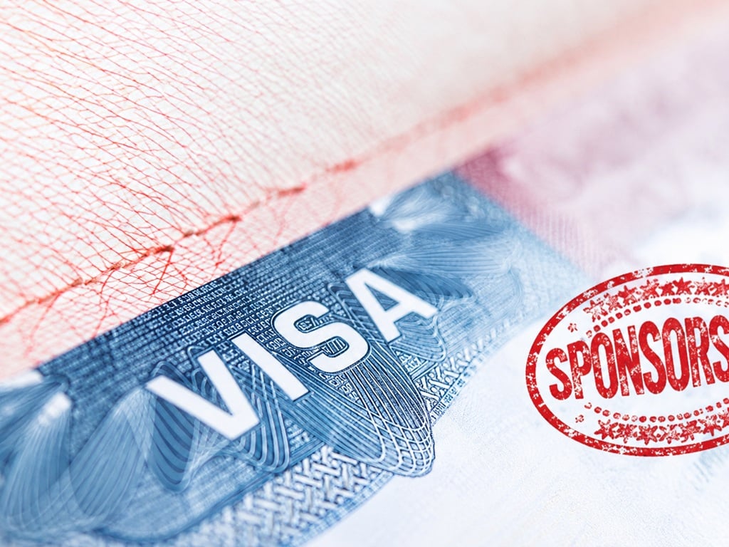 کانادا پذیرش درخواست‌های اسپانسرشیپ والدین را متوقف کرد