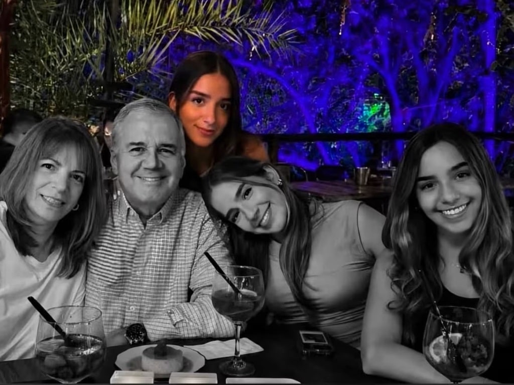 زمینلرزهی کلمبیا خانوادهی سهقلوها را درهم شکست؛ تنها یک نفر زنده ماند زمینلرزهی کلمبیا خانوادهی سهقلوها را درهم شکست؛ تنها یک نفر زنده ماند