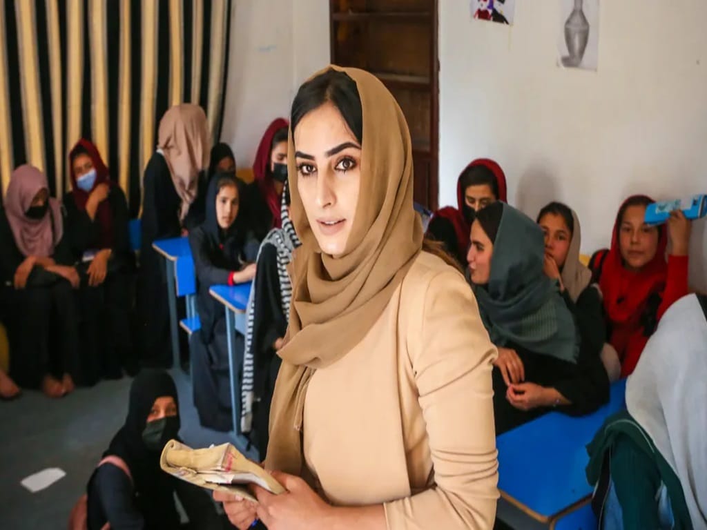 آمریکا به زنان افغان چه دِینی دارد؟ آمریکا به زنان افغان چه دِینی دارد؟