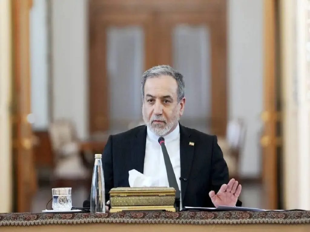 عراقچی: برای ازسرگیری جنگ آمادهایم، اما دیپلماسی را کنار نگذاشتهایم عراقچی: برای ازسرگیری جنگ آمادهایم، اما دیپلماسی را کنار نگذاشتهایم