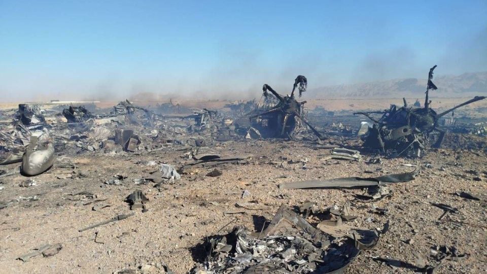 پناه گرفتن خلبان آمریکایی در ارتفاعات