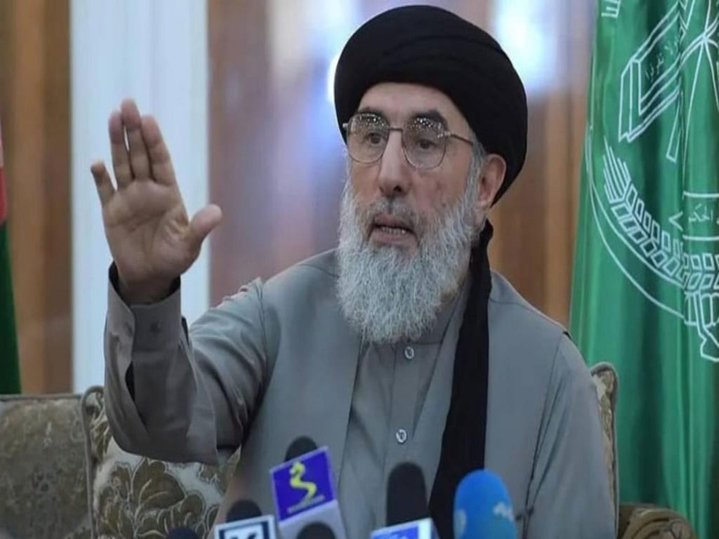 حکمتیار خواستار برکناری رهبر طالبان شد؛ «تغییر در راه است» حکمتیار خواستار برکناری رهبر طالبان شد؛ «تغییر در راه است»