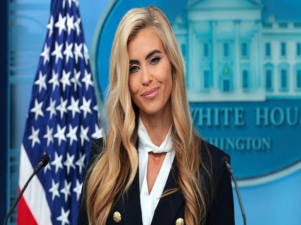 صلاحیت حقوقی سخنگوی جدید کاخ سفید در هالهای ابهام قرار گرفت صلاحیت حقوقی سخنگوی جدید کاخ سفید در هالهای ابهام قرار گرفت