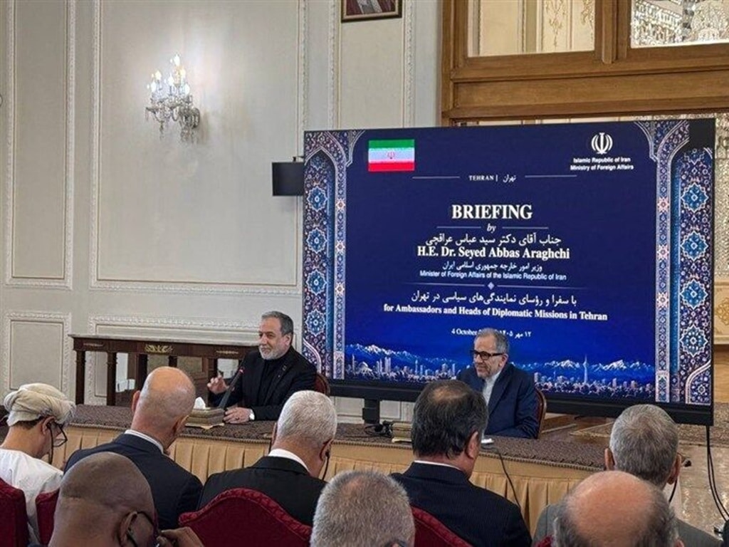 عراقچی: اگر آمریکا دوباره حمله کند پاسخی محکمتر از گذشته میگیرد عراقچی: اگر آمریکا دوباره حمله کند پاسخی محکمتر از گذشته میگیرد