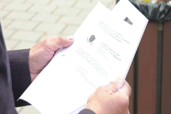 ساکنان آسیایی تبار کبک انتشار مطالب توهین آمیز آموزش زبان فرانسوی را محکوم کردند