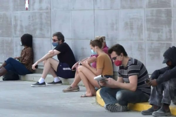 فقر-بعد-از-کرونا خانواده های فقیر کانادا بعد از همه گیری فقیر تر میشوند