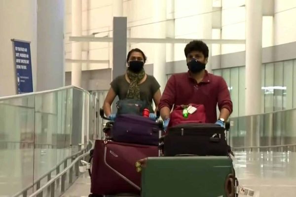 رونمایی کانادا از تدابیری برای کمک به دانشجویان بینالمللی برای اقامت دائم رونمایی کانادا از تدابیری برای کمک به دانشجویان بینالمللی برای اقامت دائم